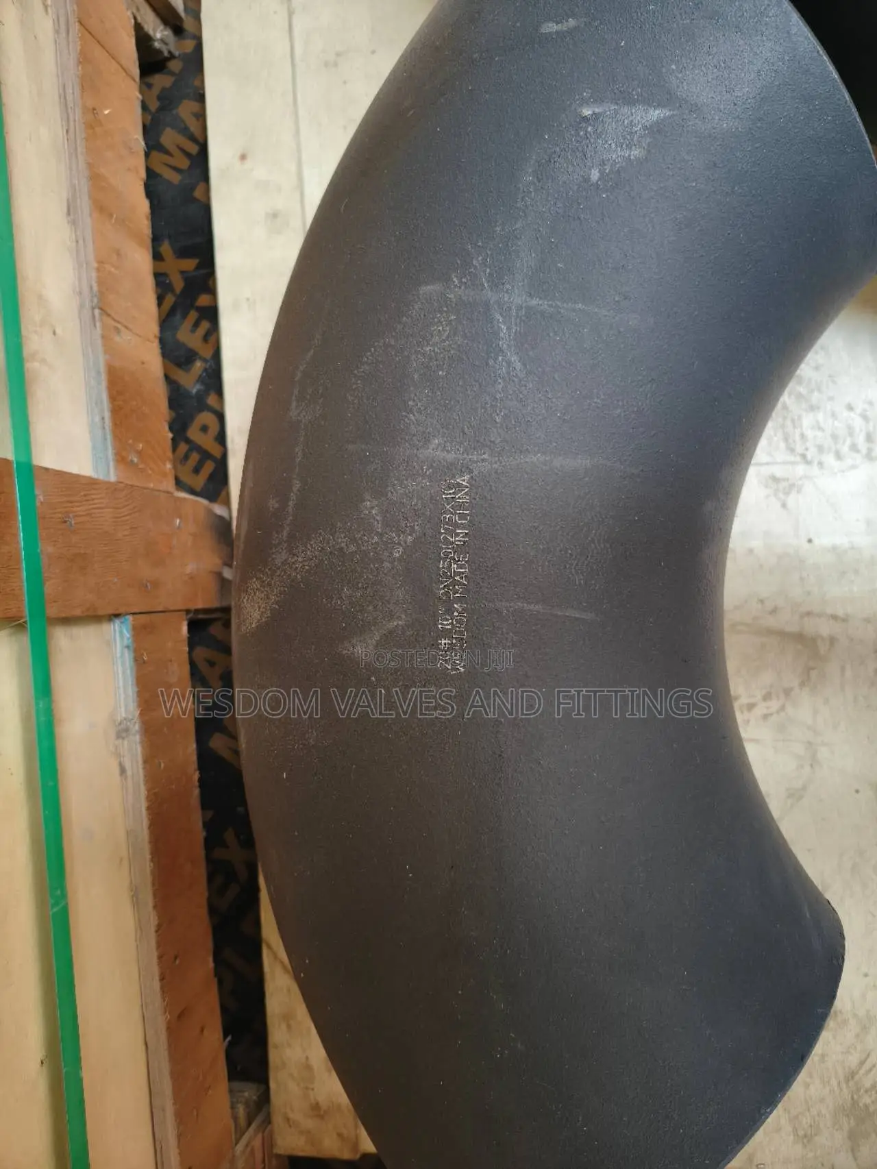 90° Welding Elbow 20# Sch40 - Sizes 1/2" to 24" Available