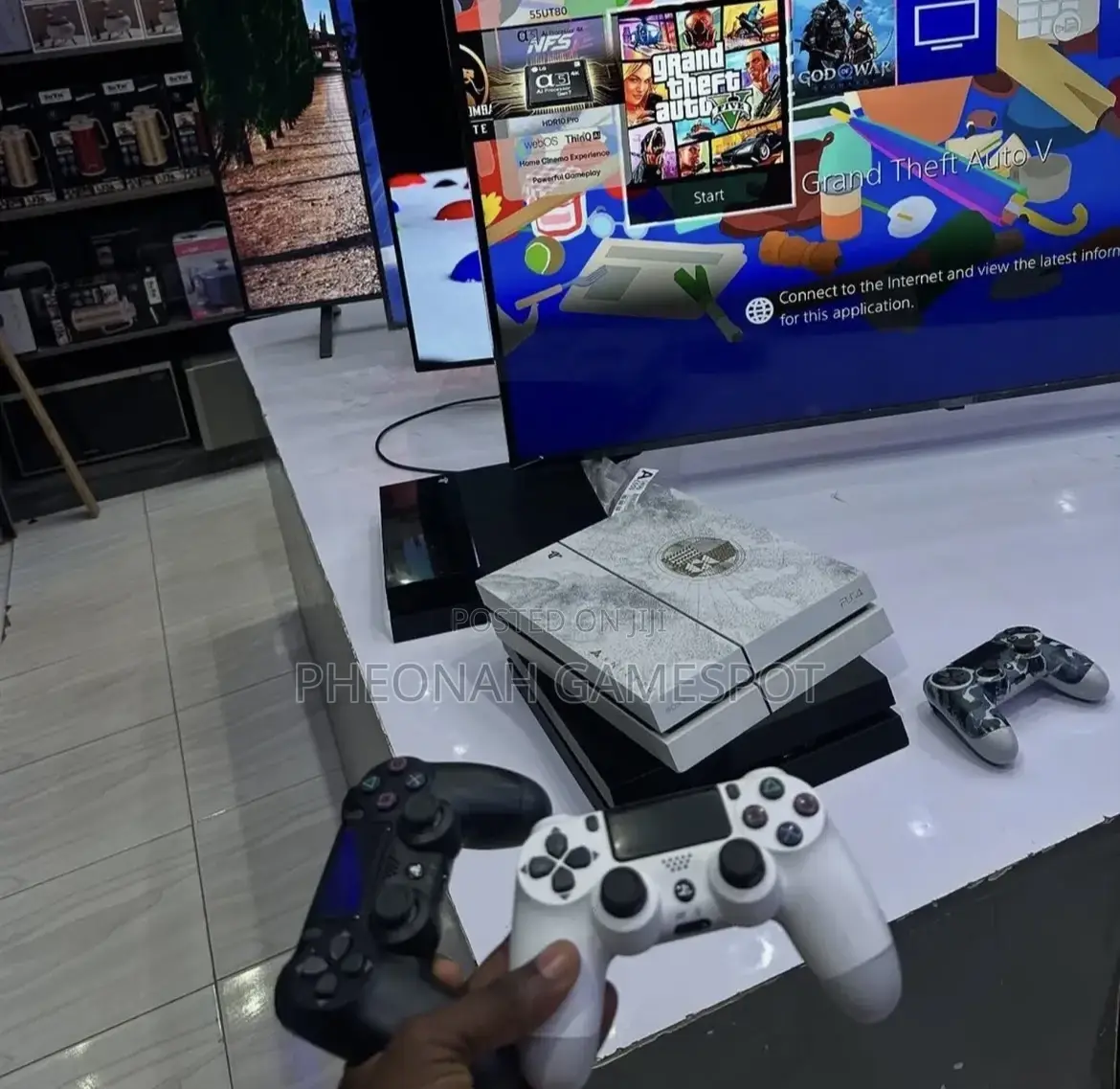 Ps4 Clean Console With 2 Pads and 10+ Games Installed Ready Today