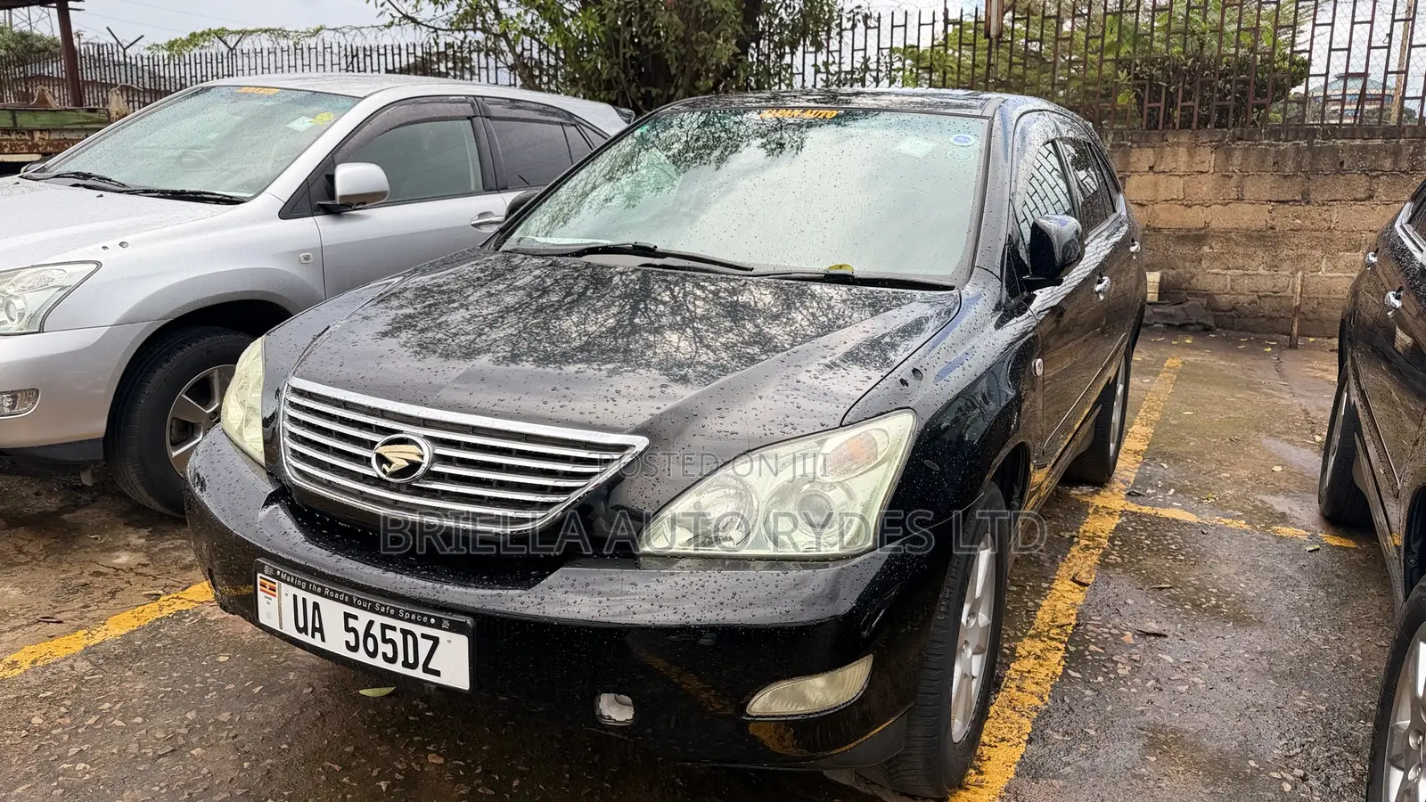Toyota Harrier 2011 Black