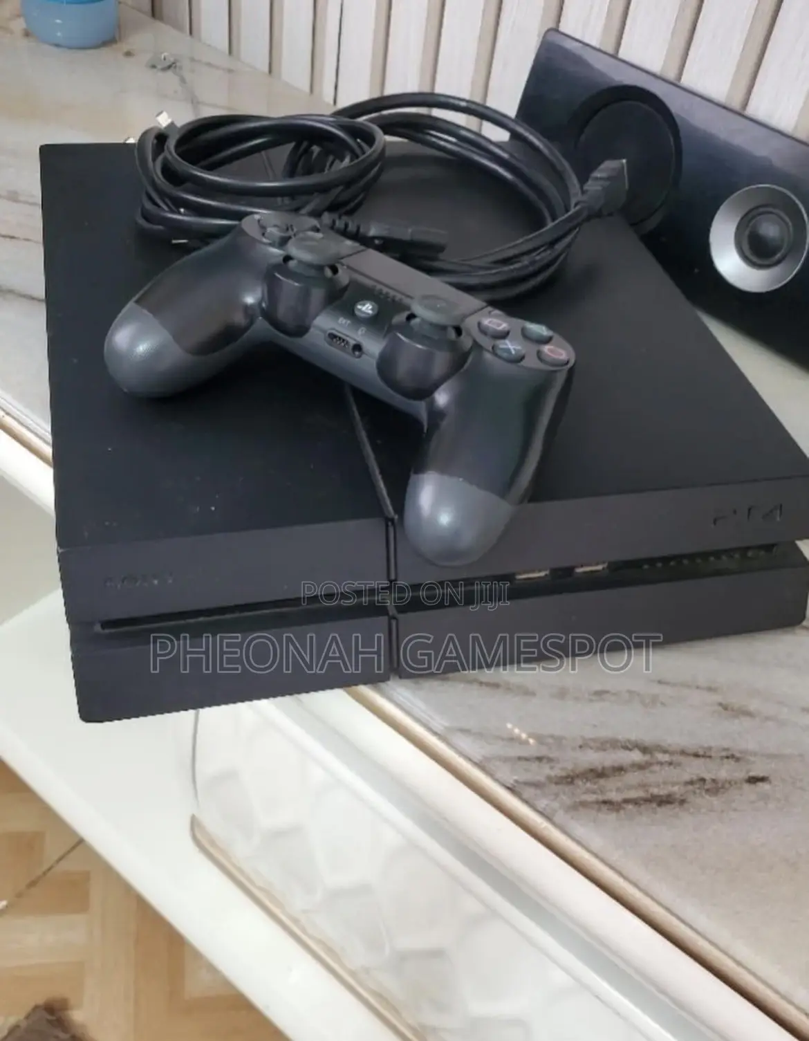 Ps4 With 2 Pads and 10+ Games Installed Hot Deal Come Now
