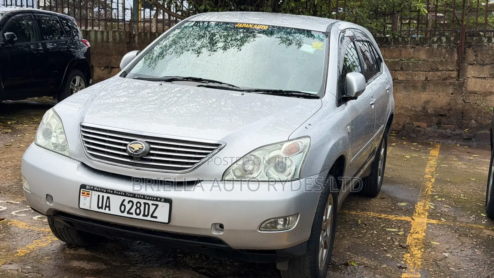 Toyota Harrier 2011 Silver