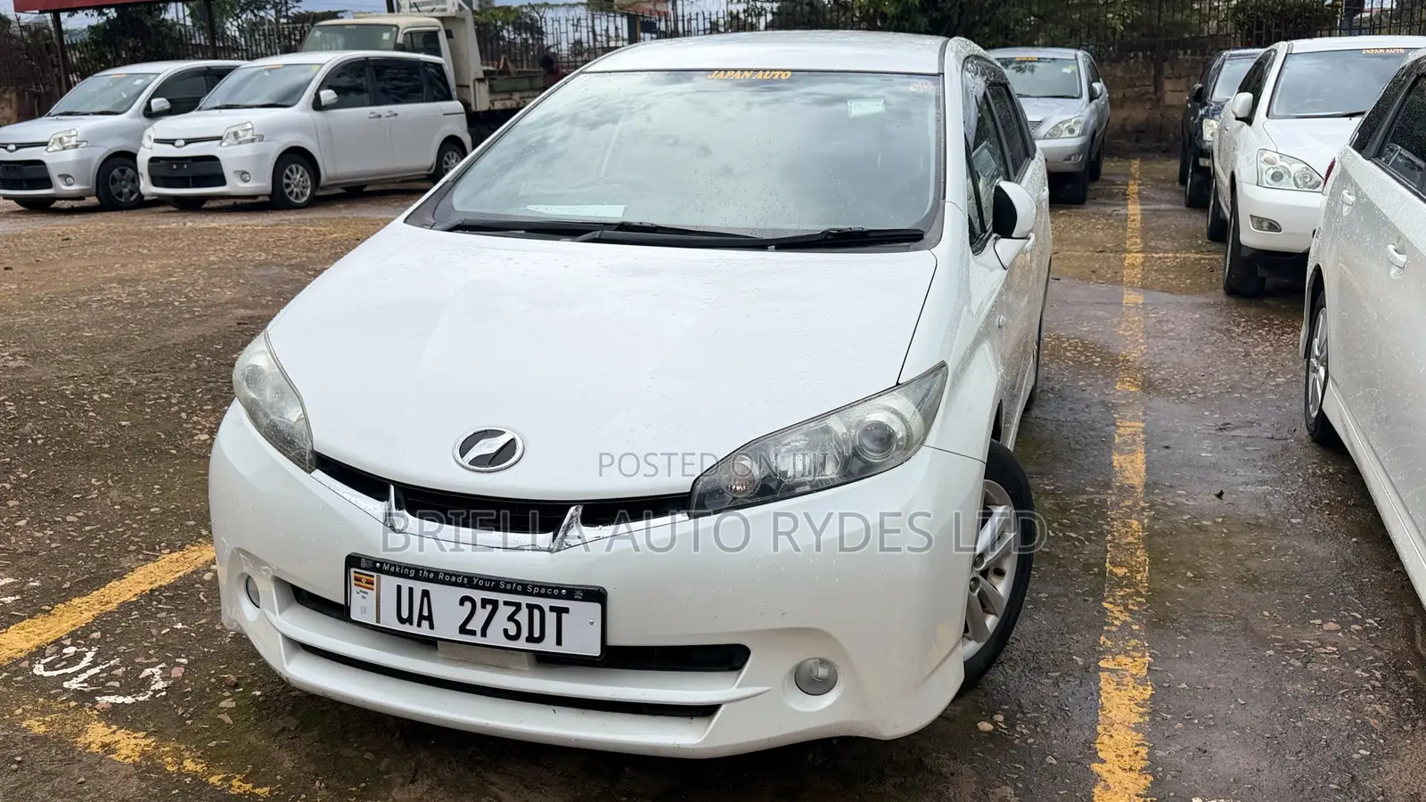 Toyota Wish 2011 Off white