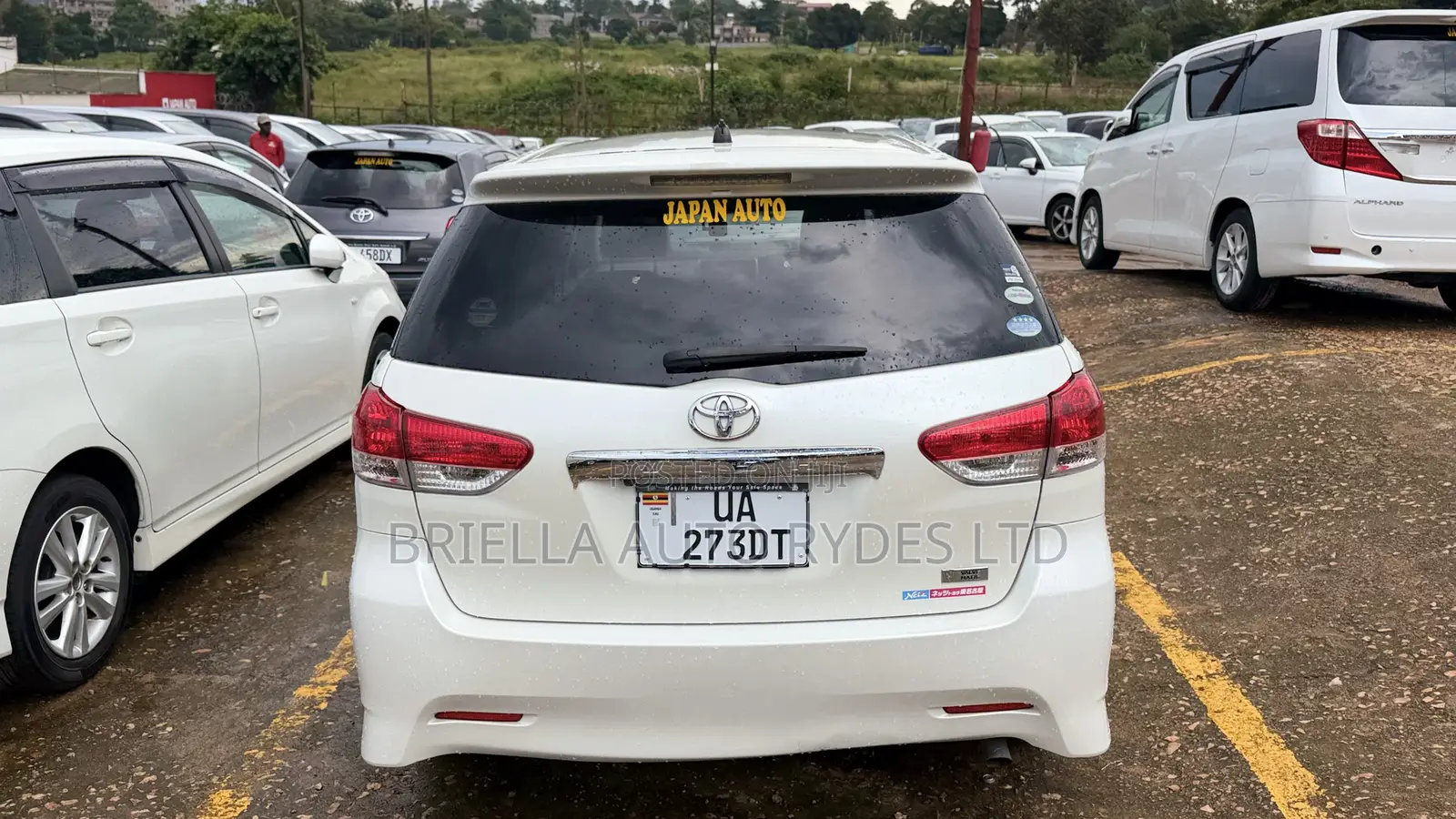 Toyota Wish 2011 Off white
