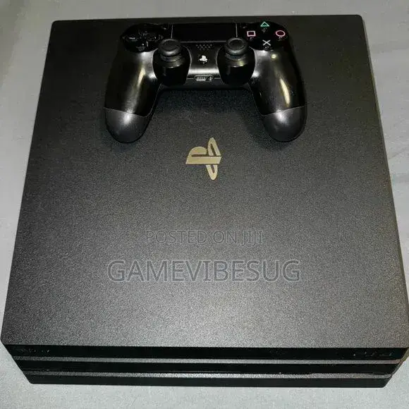 Grand Ps4 Pro: 10 Games 2 Controllers - Tested Working