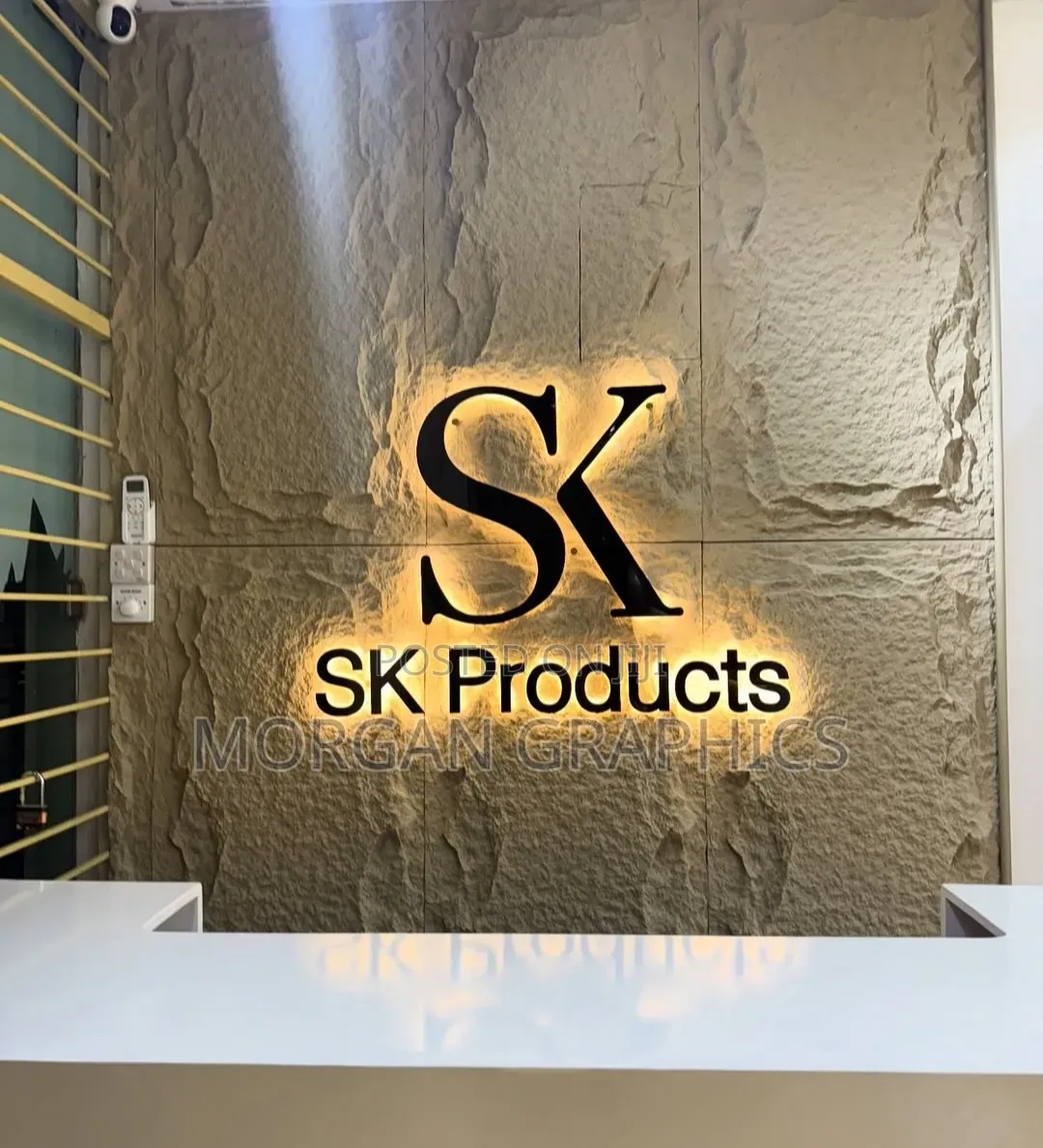 3d and 2d Signage