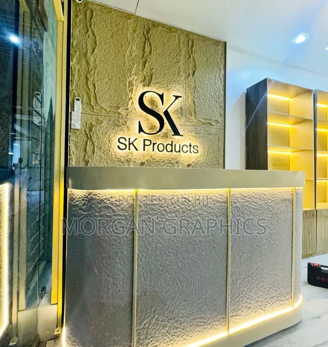 3d and 2d Signage