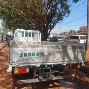 Isuzu Elf Aluminum Body 3500kg
