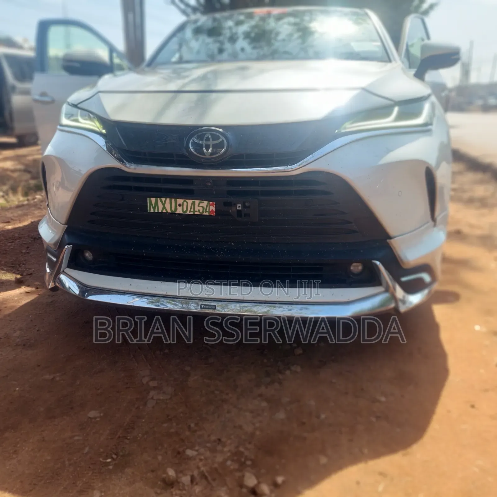Toyota Harrier 2.0 2020 White