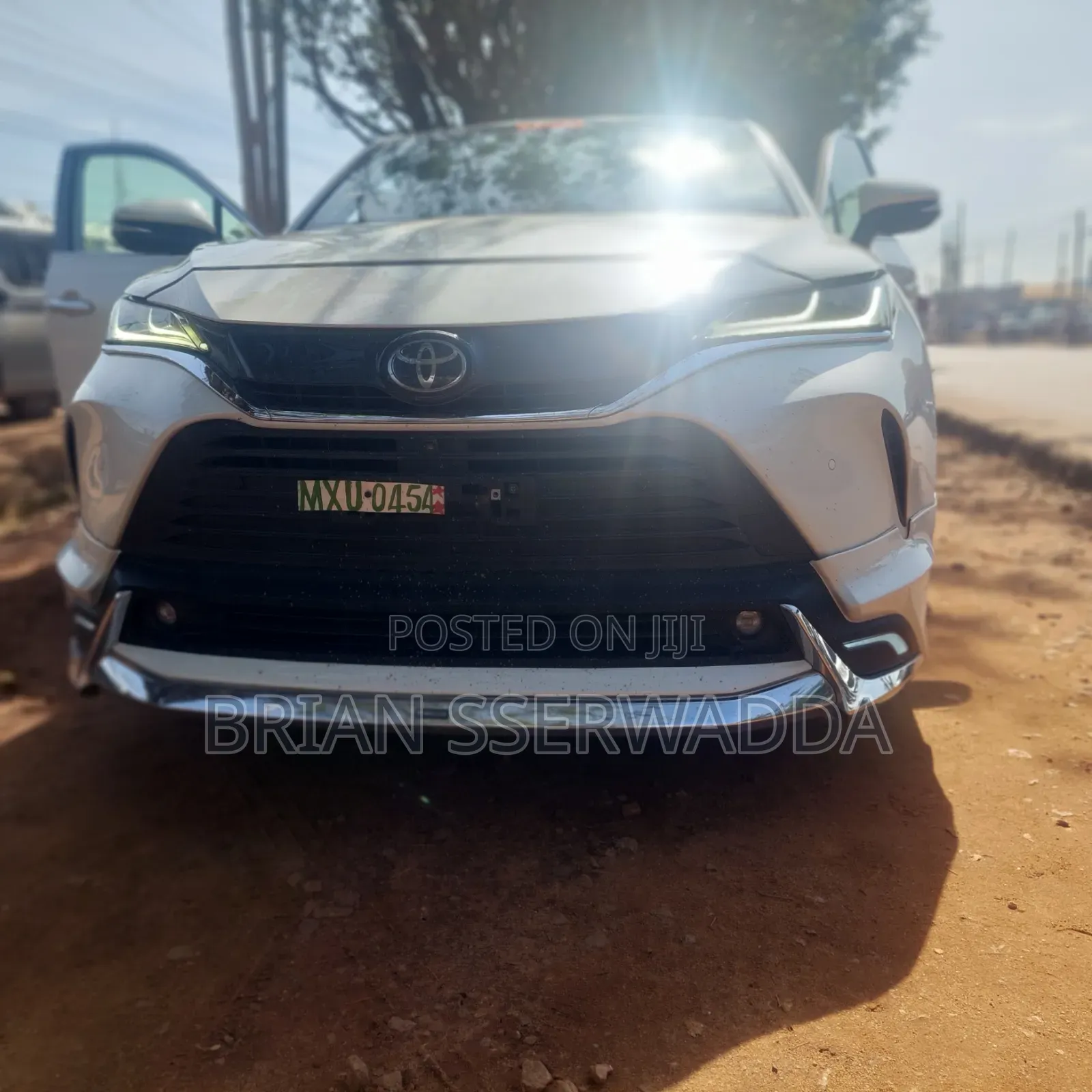 Toyota Harrier 2.0 2020 White