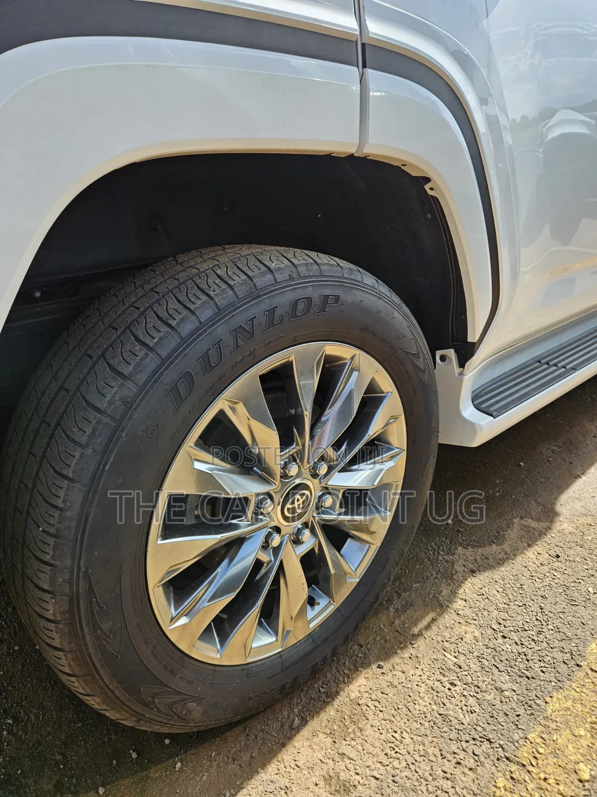 Toyota Land Cruiser 2023 White