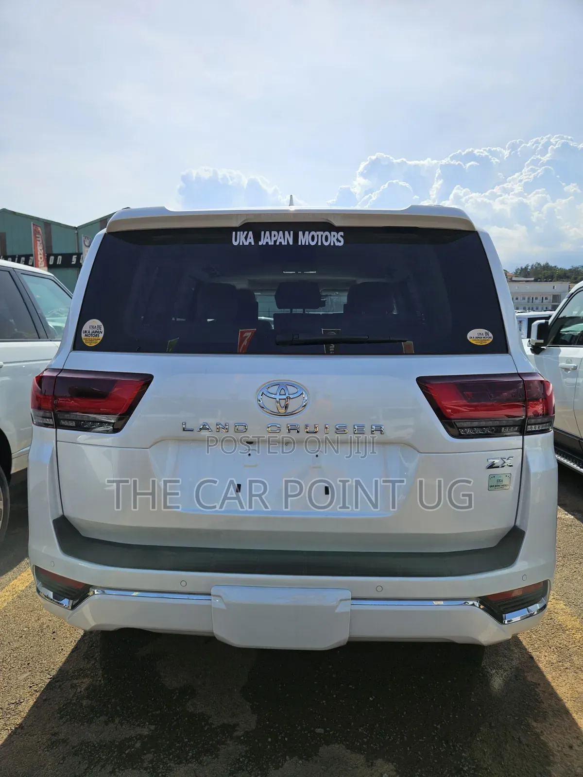 Toyota Land Cruiser 2023 White