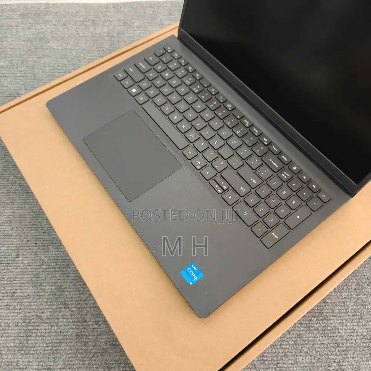 Laptop Dell Vostro 3520 8GB Intel Core i5 HDD+SSD 256GB