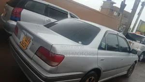Toyota Carina 2001 Silver
