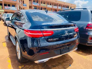 Mercedes-Benz GLE-Class GLE 350d 4MATIC 2017 Blue