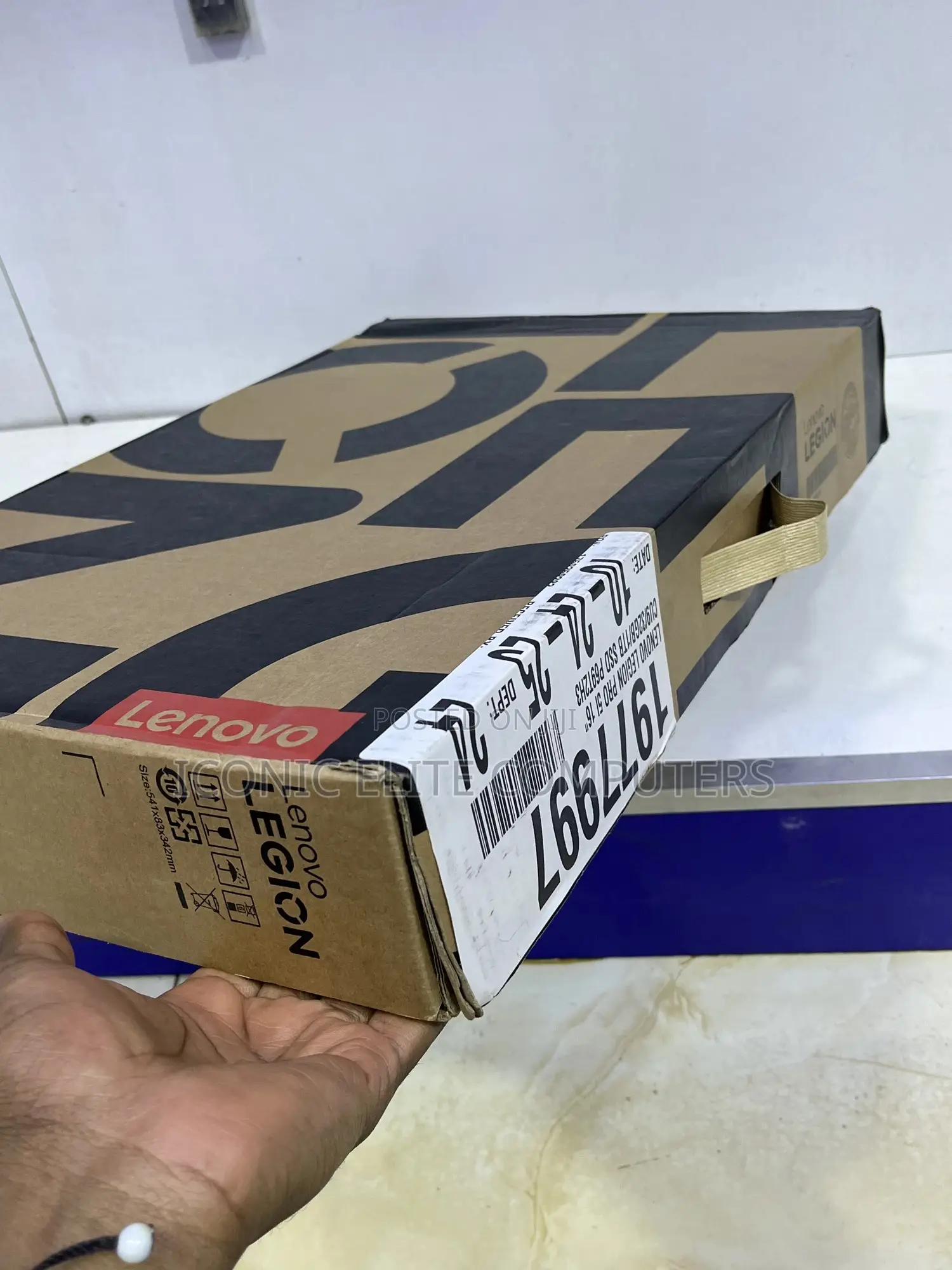 New Laptop Lenovo Legion Pro 7 32GB Intel Core Ultra 9 SSD 1T