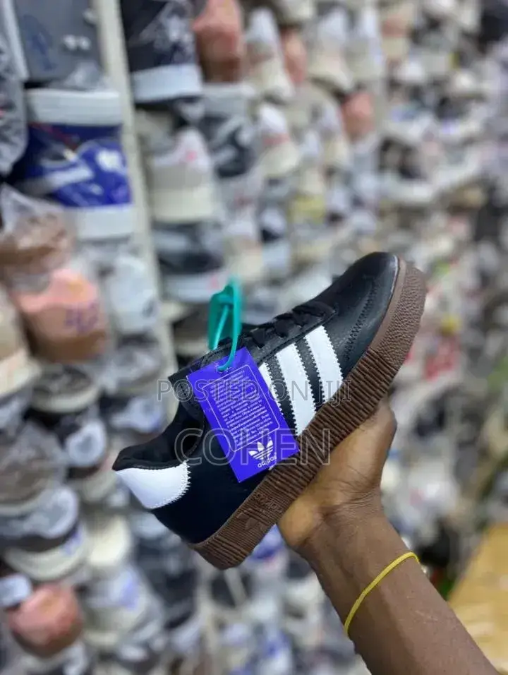 Samba Shoe