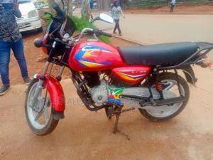 Bajaj CT 125X 2025 Red