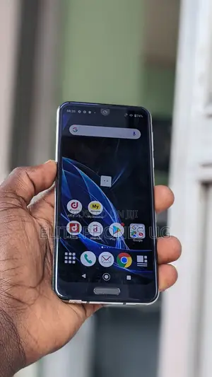 Sharp Aquos R2 64 GB Silver