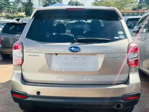 Subaru Forester 2.5X 2013 Gold