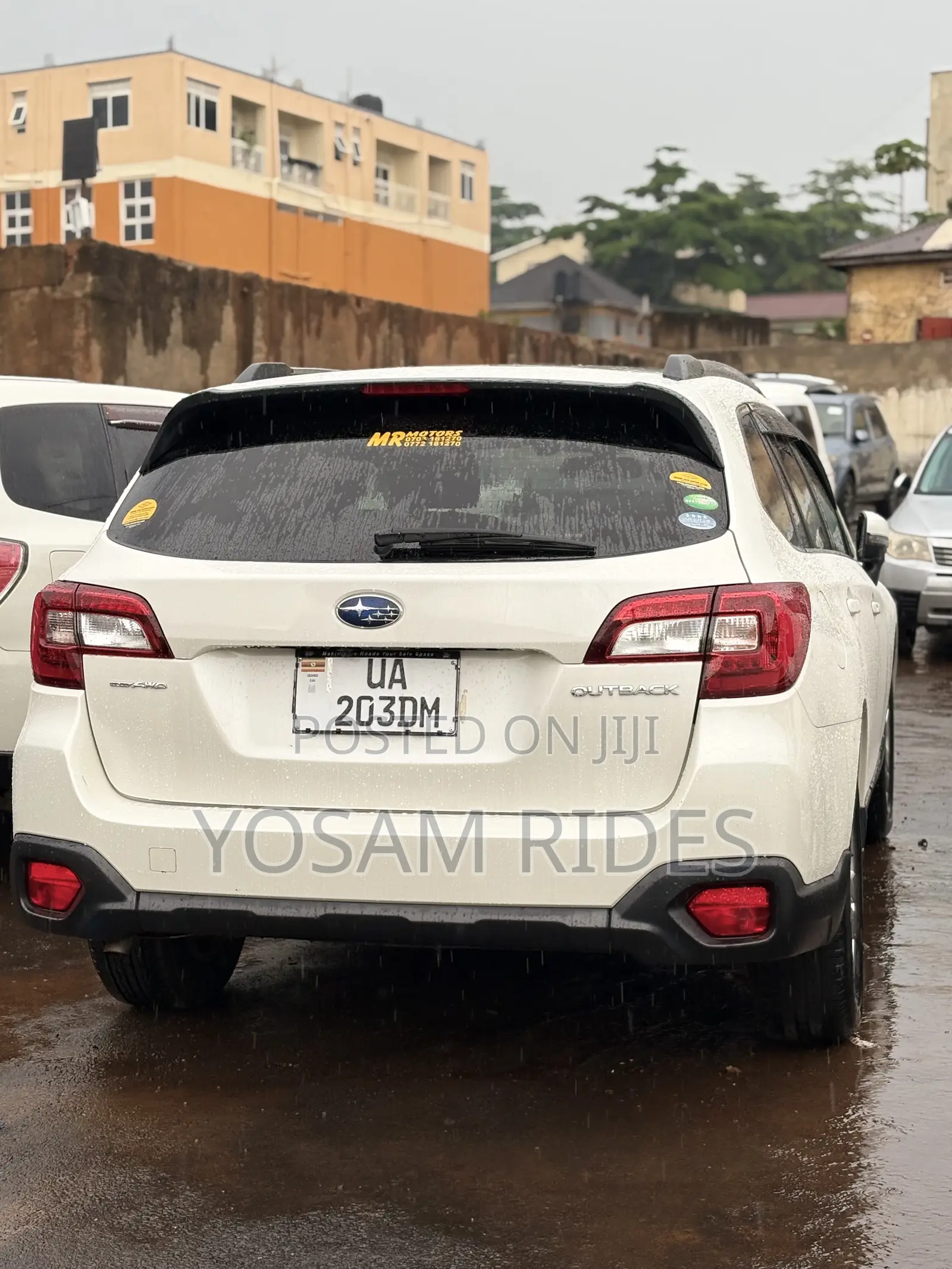 Subaru Outback 2.5i 4dr Wagon AWD (2.5L 4cyl CVT) 2015 White
