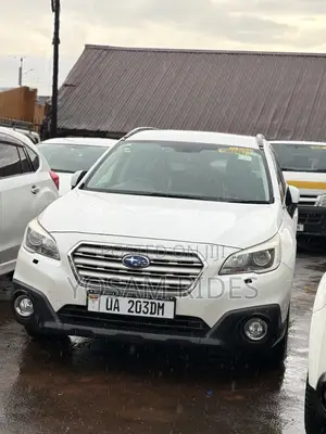 Subaru Outback 2.5i 4dr Wagon AWD (2.5L 4cyl CVT) 2015 White