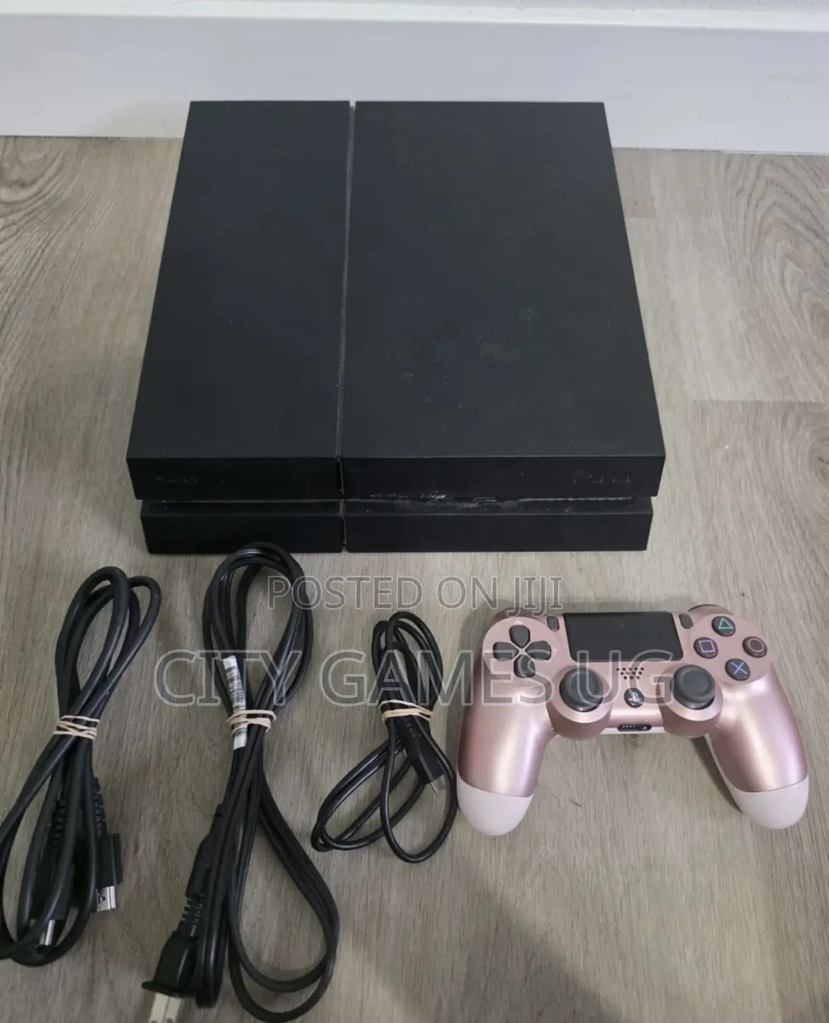Sony Playstation 4 Ps4 500gb Console W/ Original Controller Cables