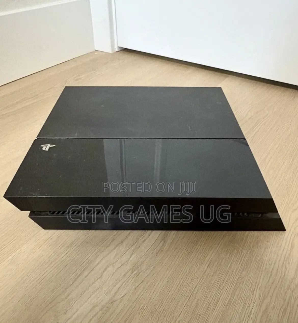 Sony Playstation 4 Ps4 500gb Console No Controllers - No Cords