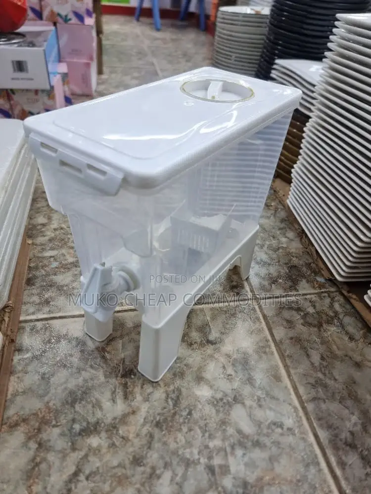 Plastic Juice Dispenser