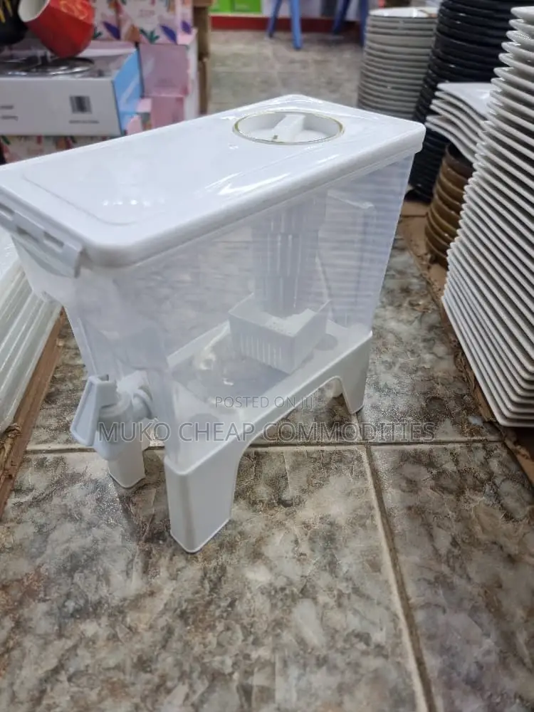 Plastic Juice Dispenser