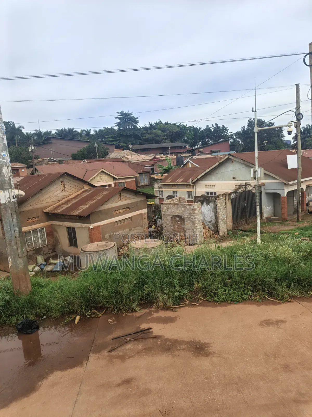 4acres of Land on Sale in Bukoto
