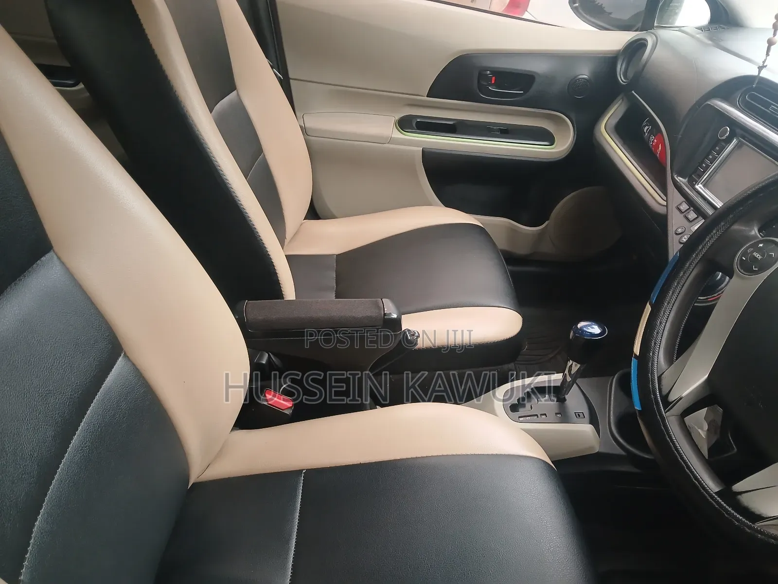 Toyota Aqua 2011 Silver