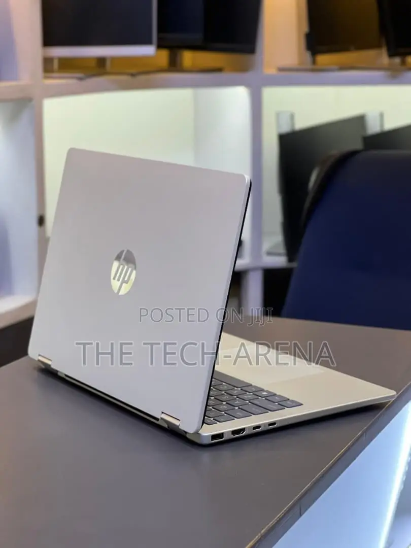 New Laptop HP OmniBook 5 Flip 8GB Intel Core i5 SSD 512GB