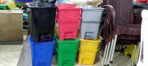 1pc Plastic Dust Bin Step on Plastic Dust Bin Step On