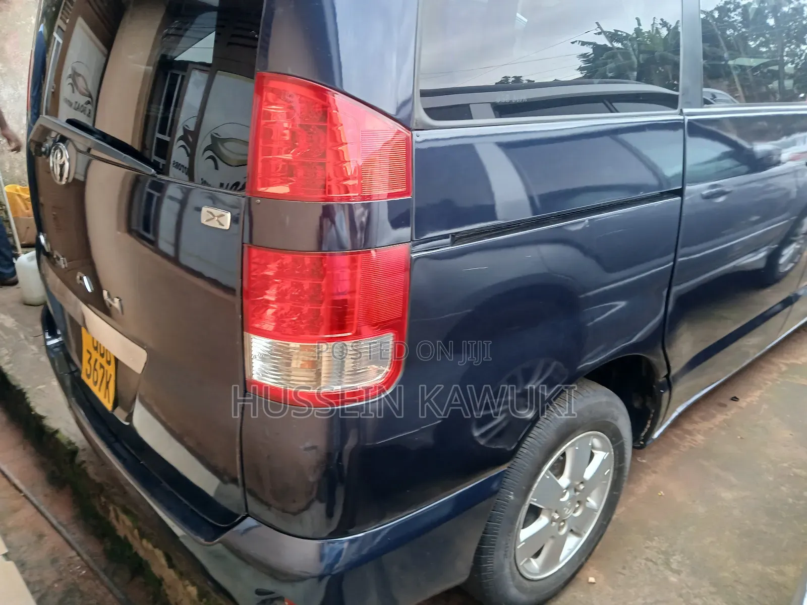 Toyota Noah 2006 Blue
