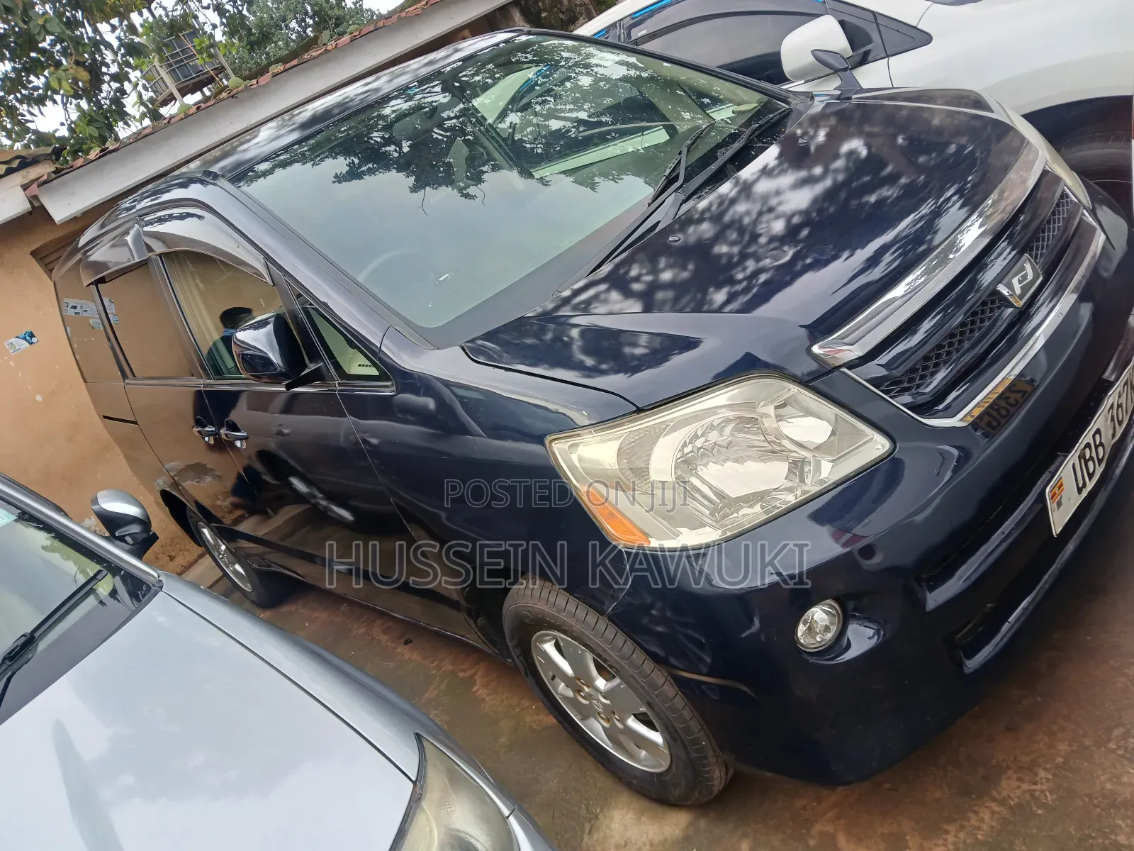 Toyota Noah 2006 Blue