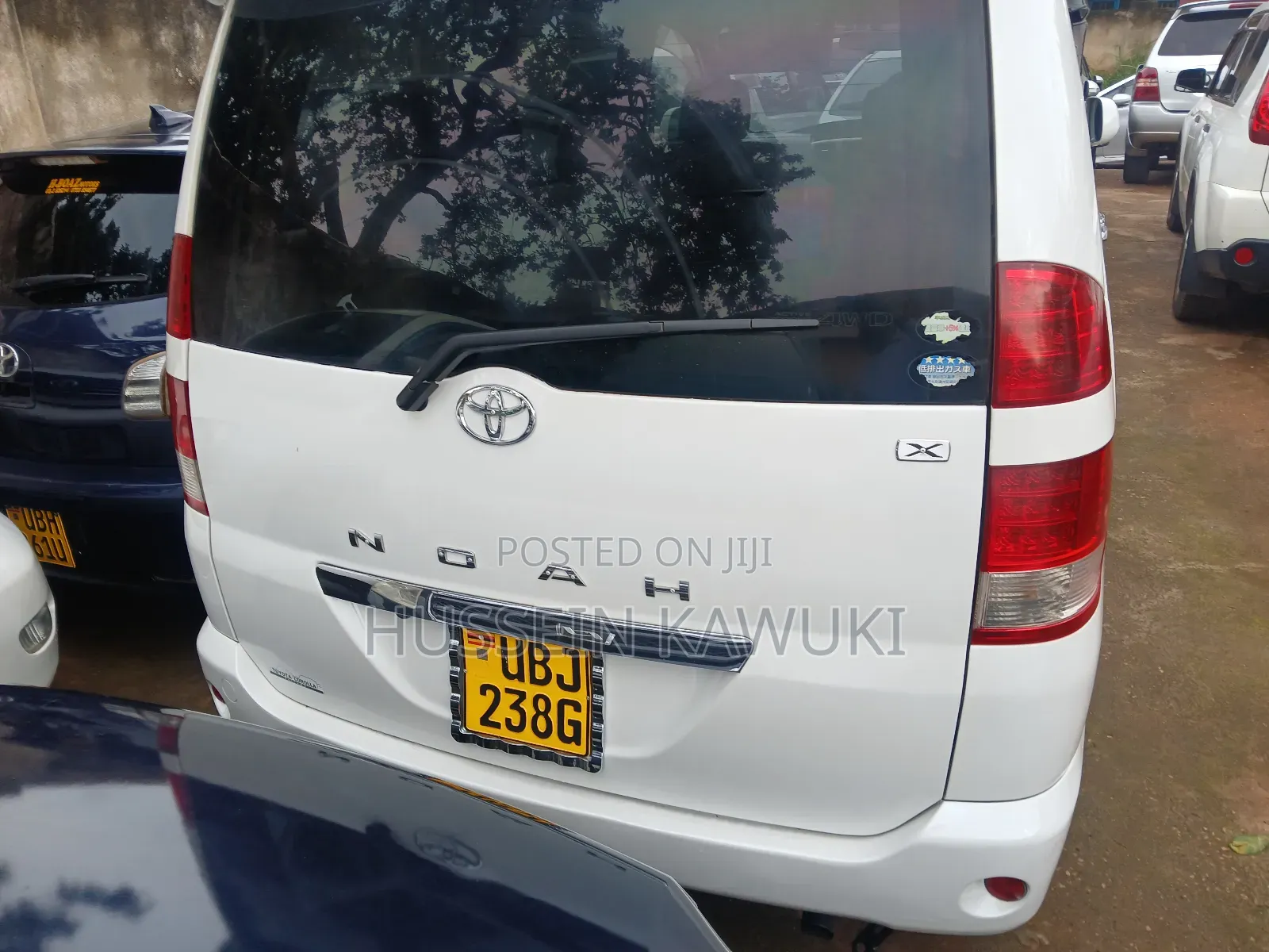 Toyota Noah 2006 White