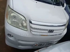 Toyota Noah 2006 White