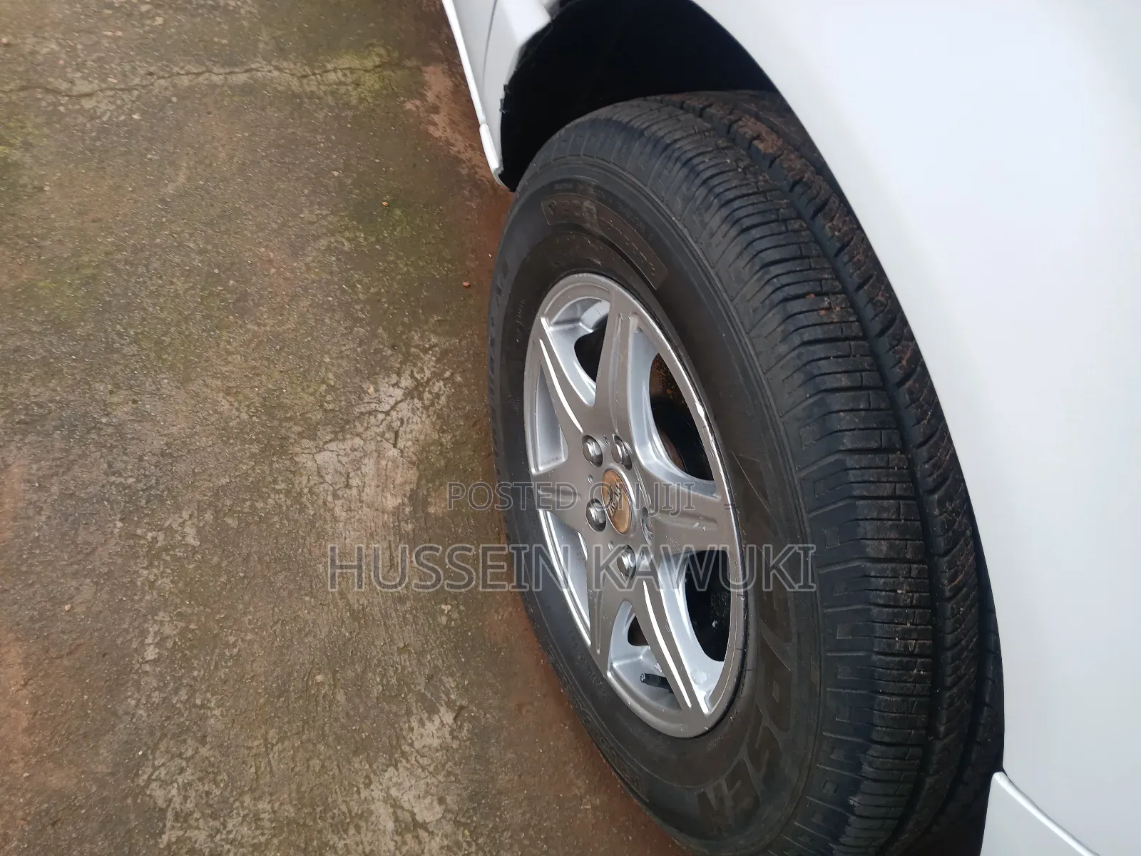 Toyota Noah 2006 White