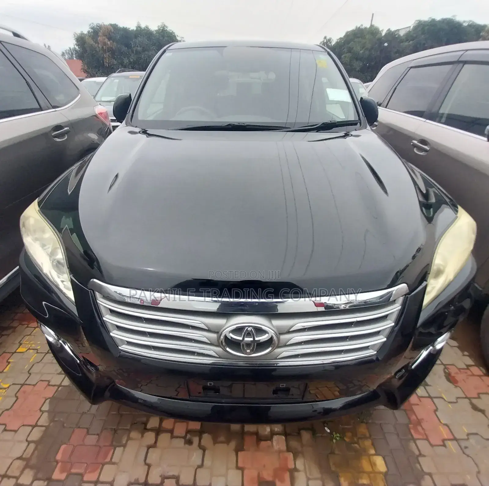Toyota Vanguard 2012 Black