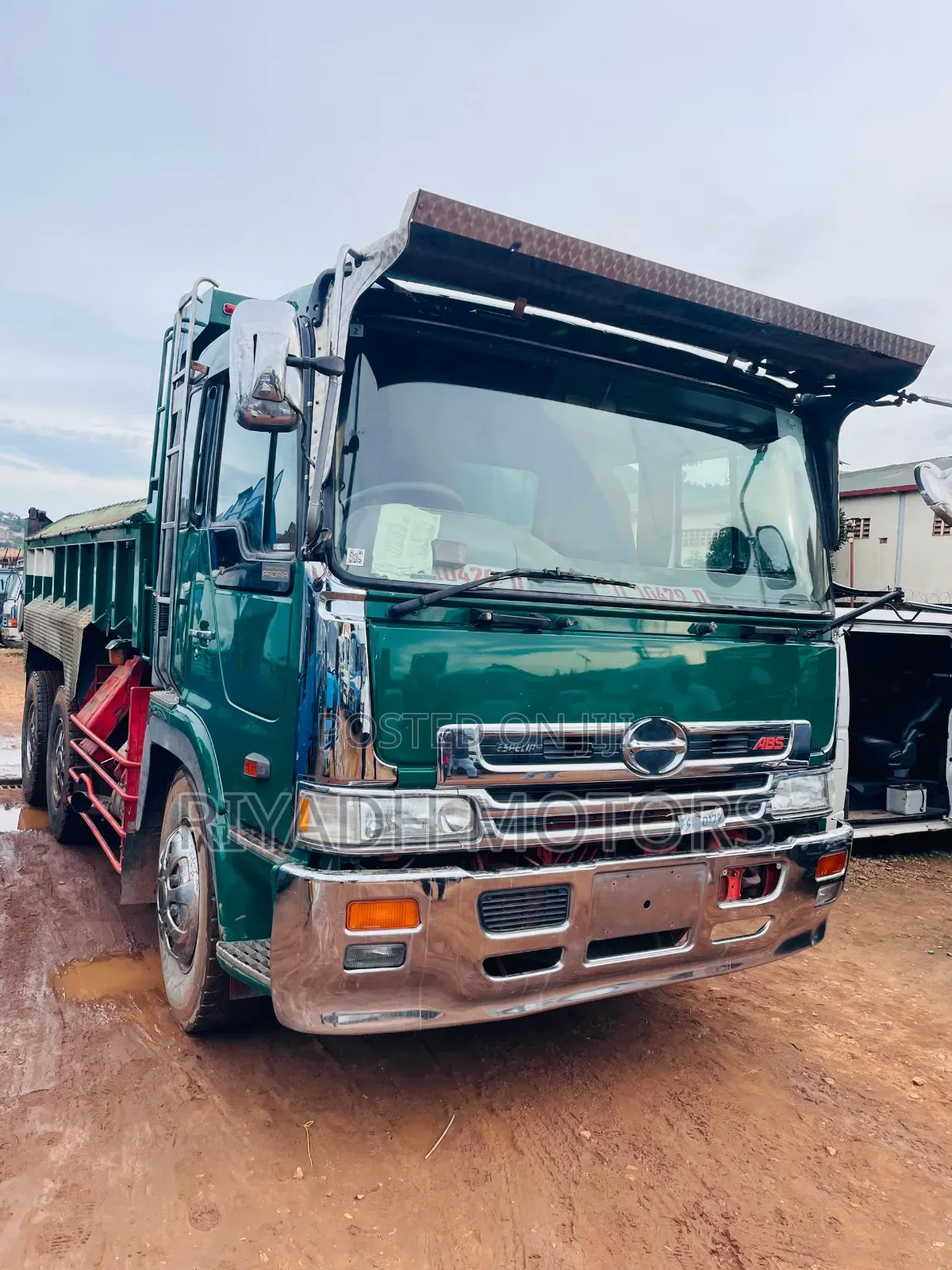 Hino 10tyres Dumper