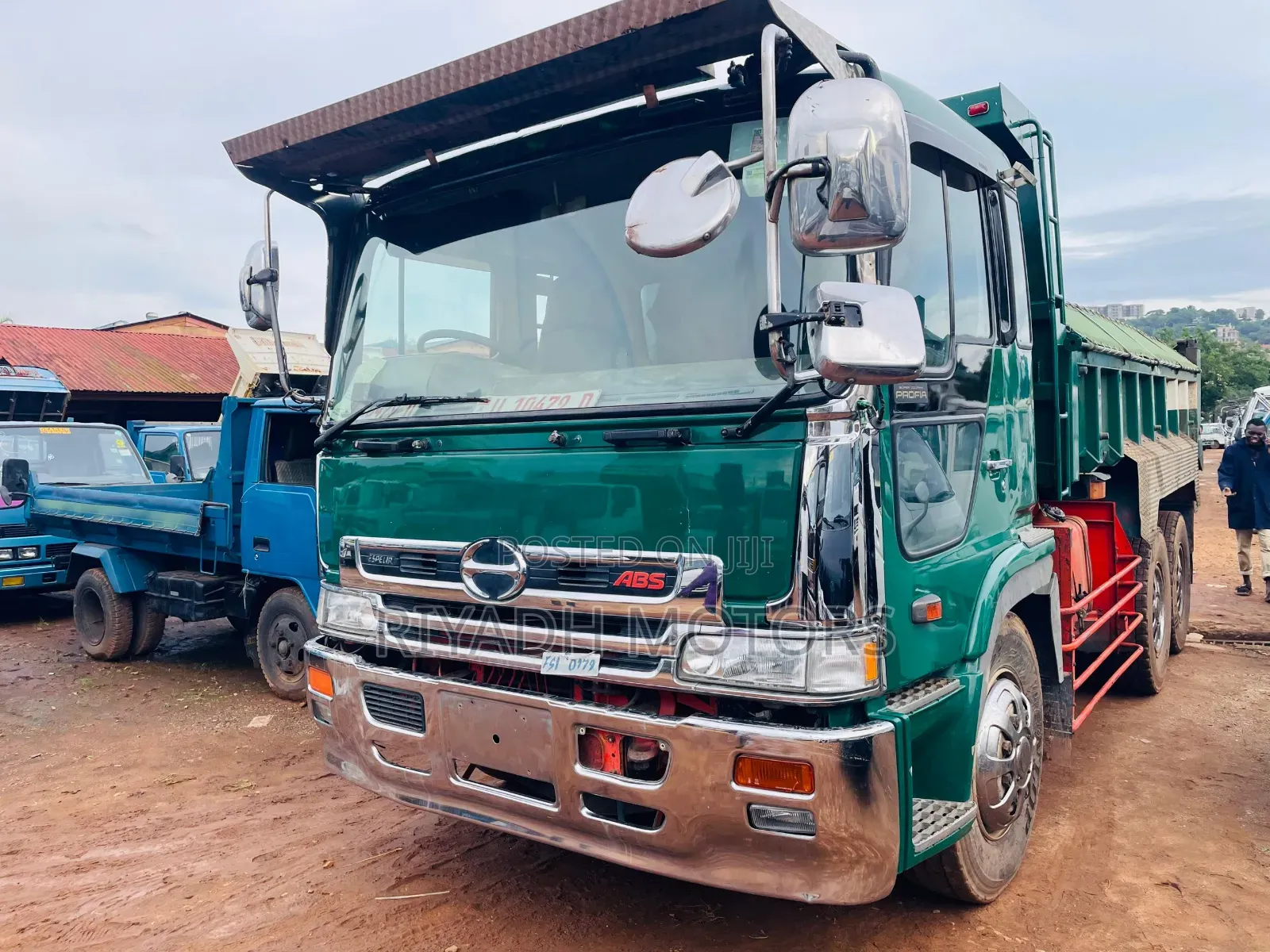 Hino 10tyres Dumper