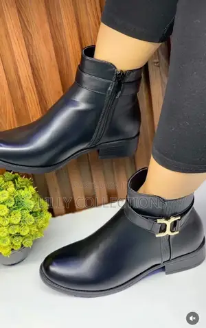 Ladies Boots