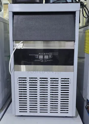 Commercial Ice Maker Machine 68kgs/24hr