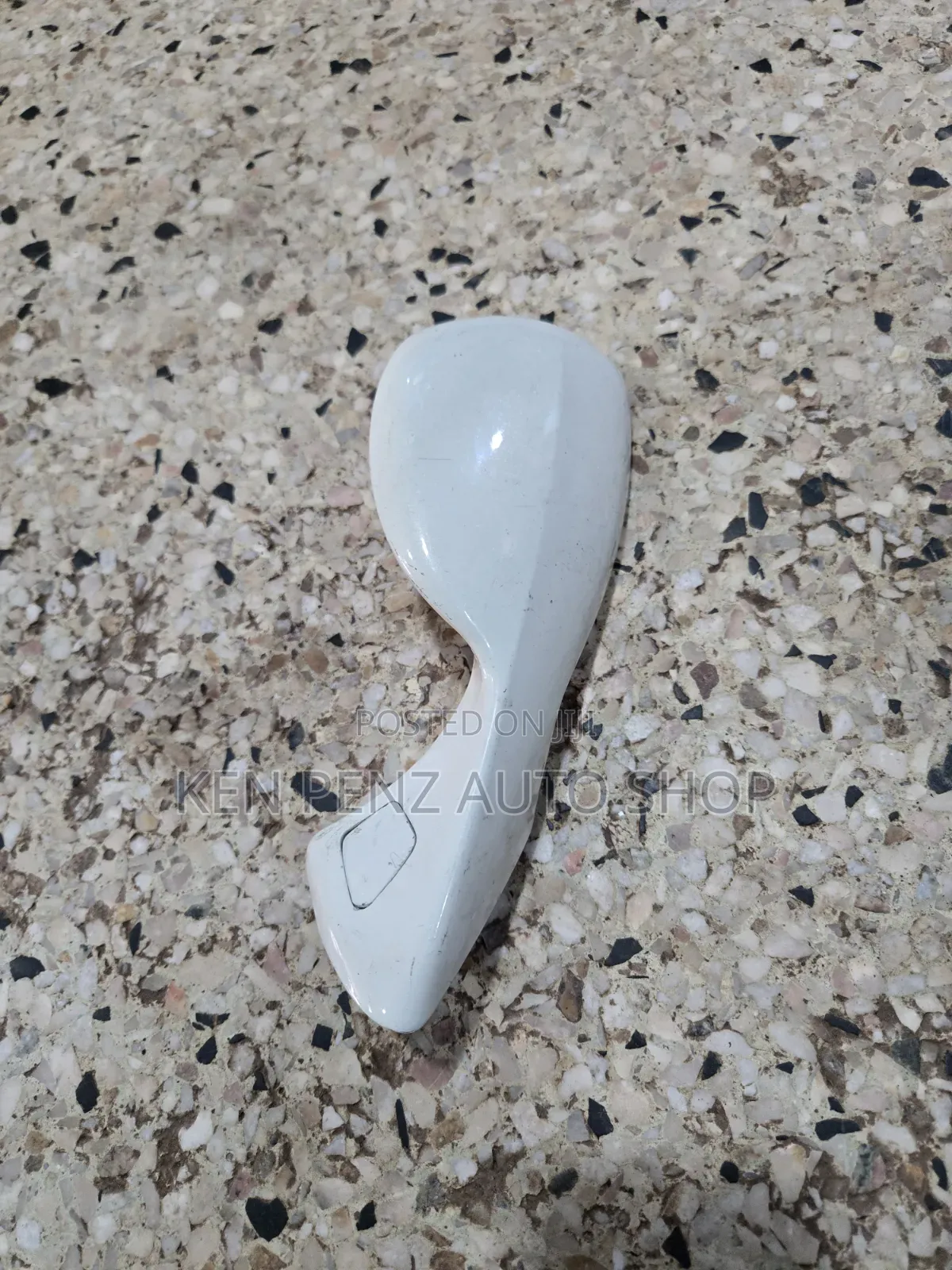 Toyota Verifier 2010 - 2012 Fender Mirror