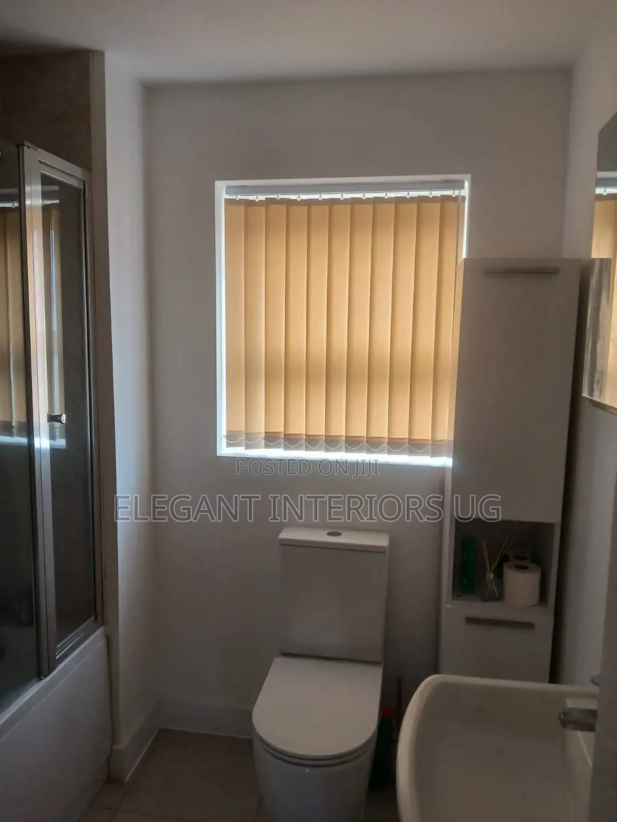 Elegant Window Blinds Used in Offices