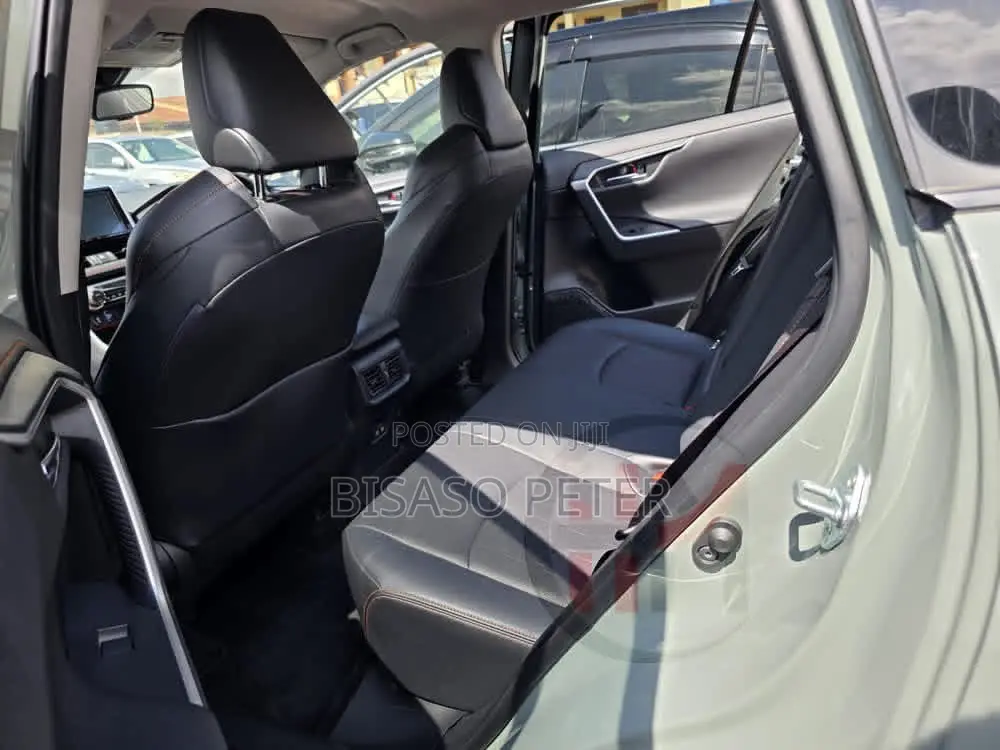 Toyota RAV4 Adventure AWD 2020 Green