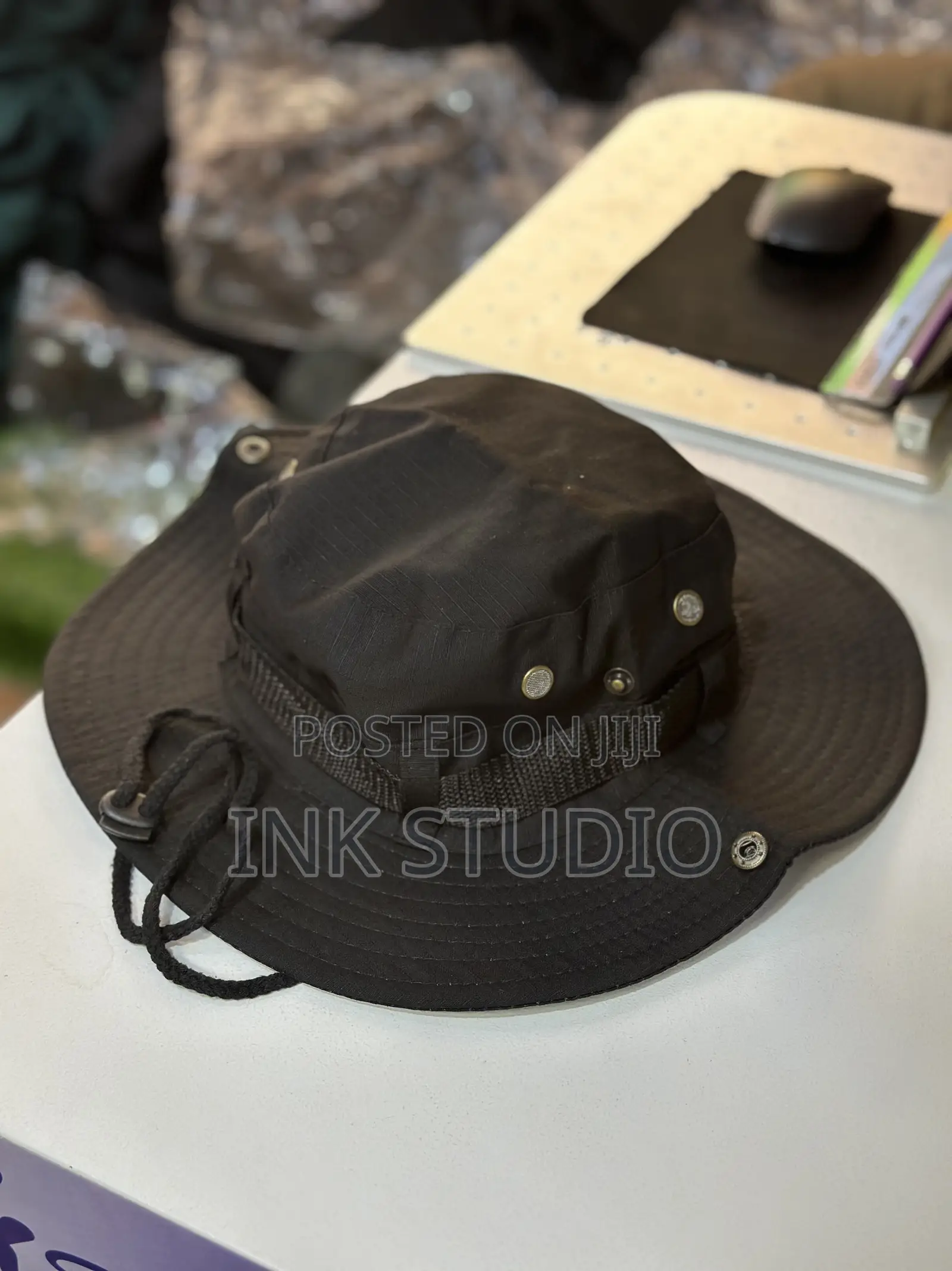 Safari Caps