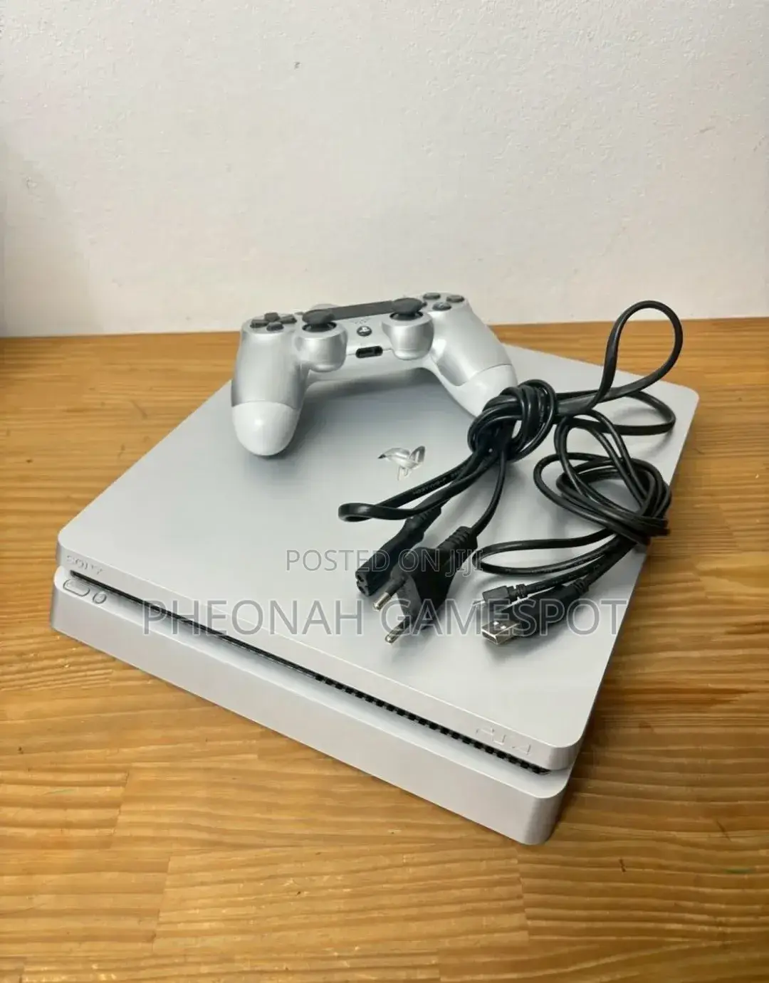 This Bundle Is Lit! Ps4 Slim + 13 Games + 2 Pads. Playstation 4 Slim