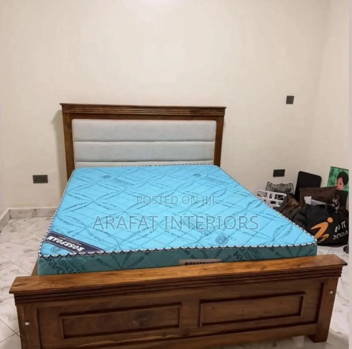 5x6 Solid Mugavu Wooden Bed