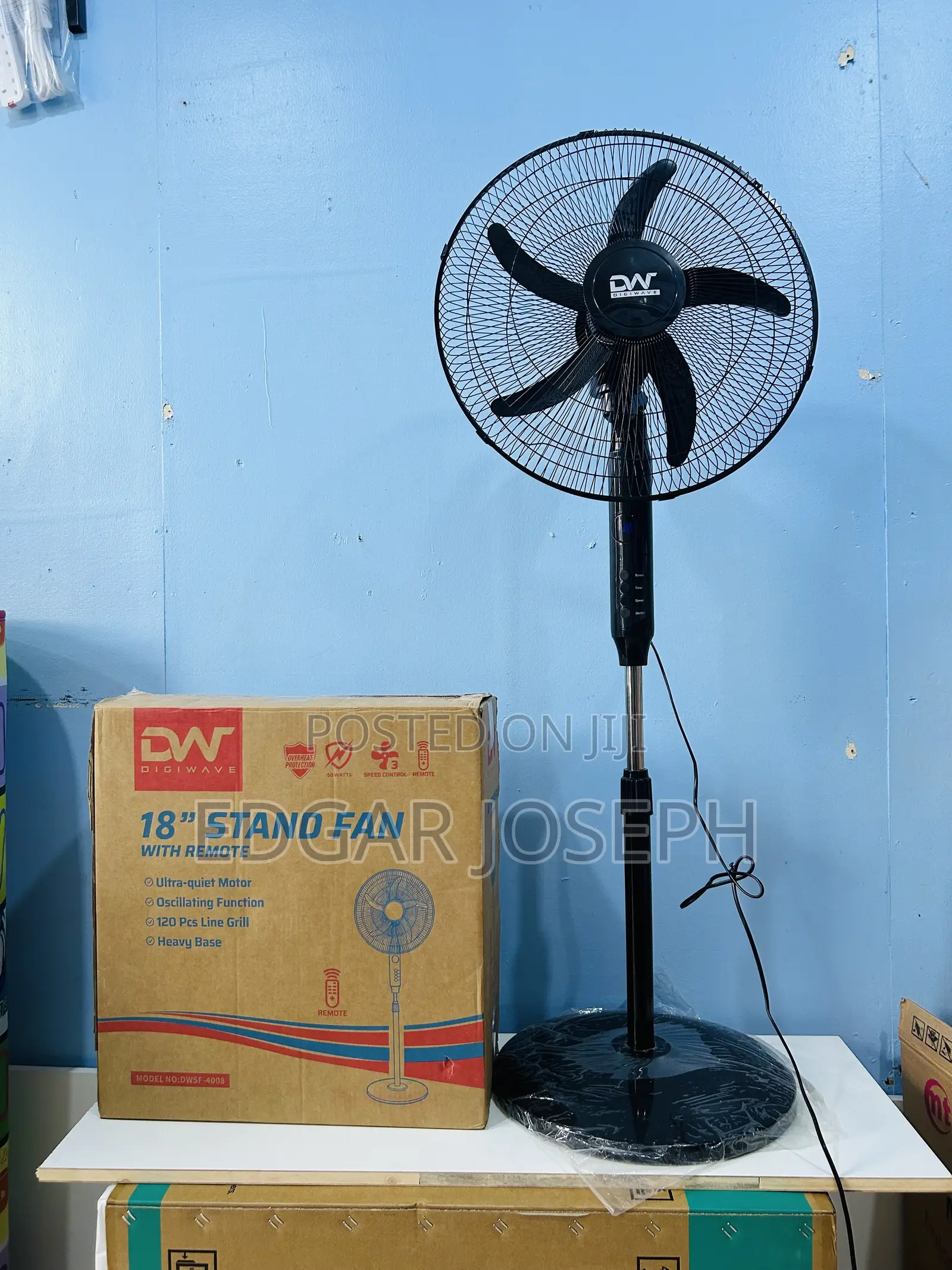 Dw Stand Fan With Remote 18”